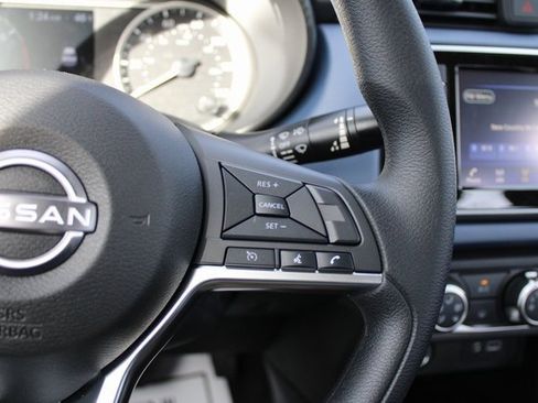 New 2025 Nissan Versa SV image 12