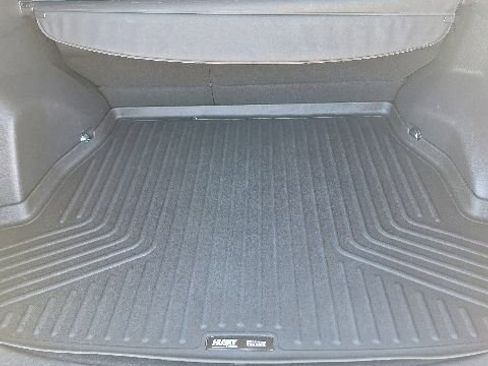 Used 2023 Toyota RAV4 XLE w/ Convenience Package FWD image 7
