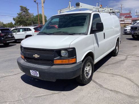 Used 2016 Chevrolet Express 2500 w/ Cold Climate Package RWD image 5