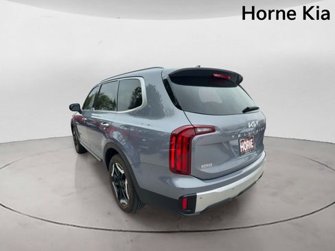 Certified 2024 Kia Telluride S FWD image 5