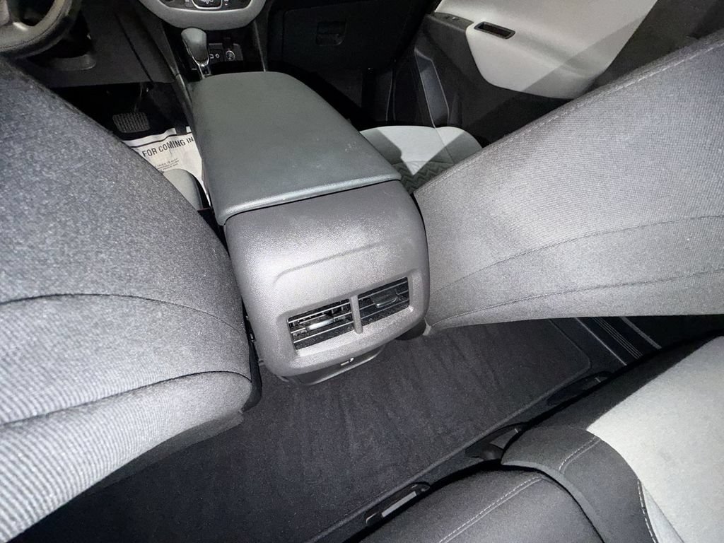 Certified 2022 Chevrolet Equinox LS AWD/4WD image 20