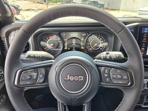 Used 2026 Jeep Wrangler Unlimited Sport AWD/4WD image 27