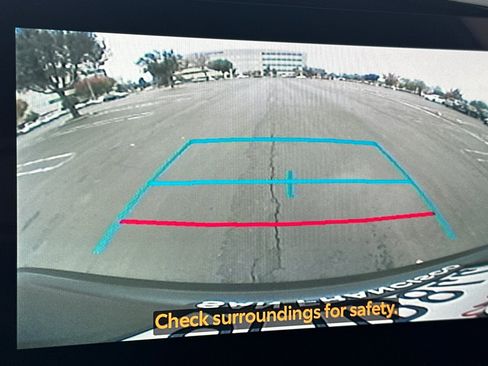 Used 2024 Toyota Corolla Cross LE image 27