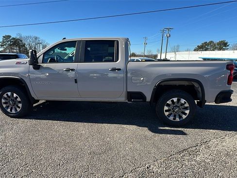 New 2026 Chevrolet Silverado 2500 Custom w/ Custom Value Package image 8