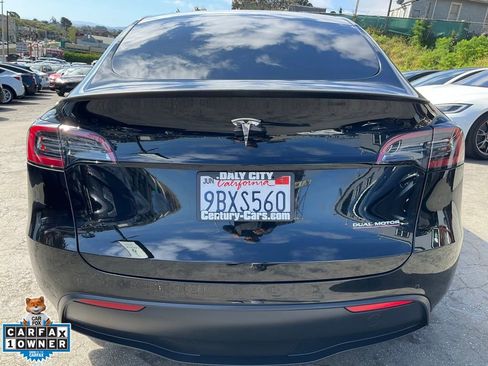 Used 2022 Tesla Model Y Performance image 4