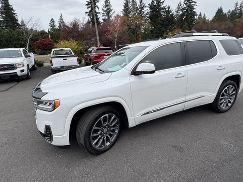 Used 2021 GMC Acadia Denali w/ Denali Ultimate Package image 7
