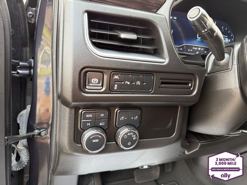 Used 2024 Chevrolet Tahoe LT AWD/4WD image 18