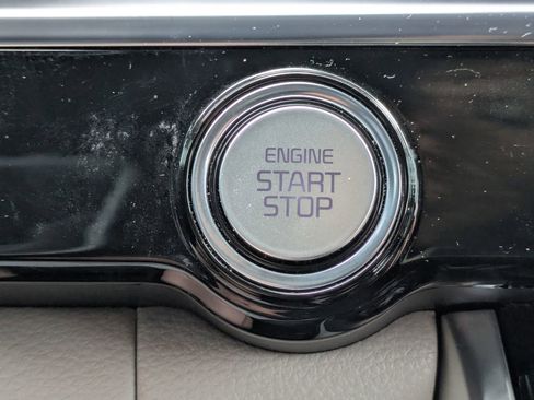Used 2023 Kia Carnival SX Prestige FWD image 26