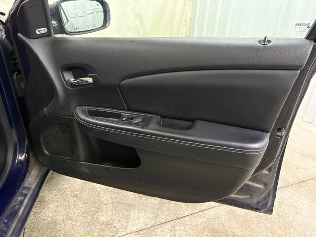 Used 2014 Chrysler 200 Limited FWD image 17