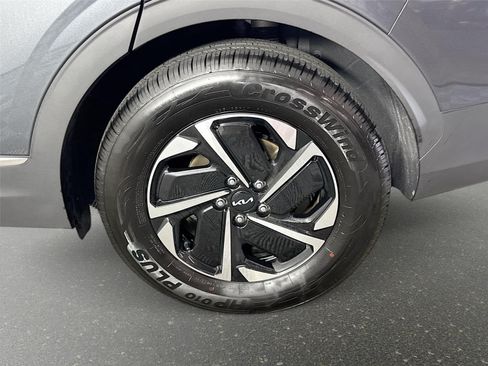 Certified 2023 Kia Sportage LX FWD image 28