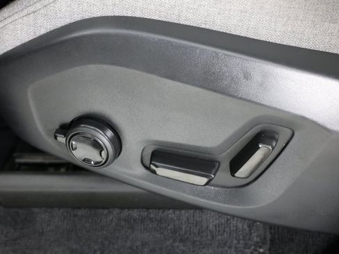 Used 2023 Volvo XC90 T8 Ultimate image 26