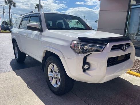 Used 2024 Toyota 4Runner SR5 RWD image 3