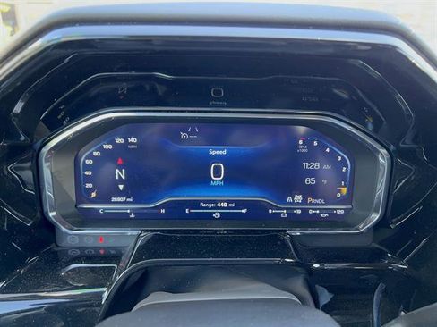 Used 2023 Chevrolet Silverado 1500 LT AWD/4WD image 18