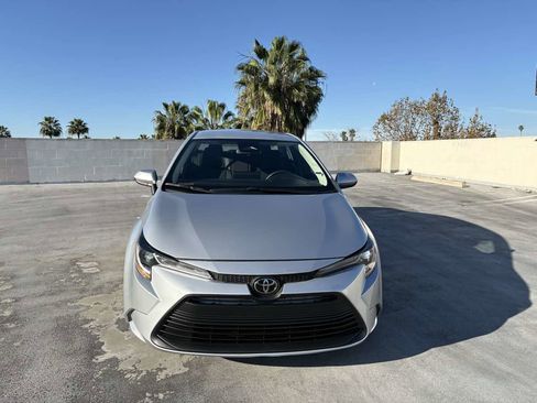 Used 2025 Toyota Corolla LE image 25