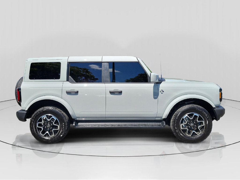 Used 2026 Ford Bronco Outer Banks AWD/4WD image 8