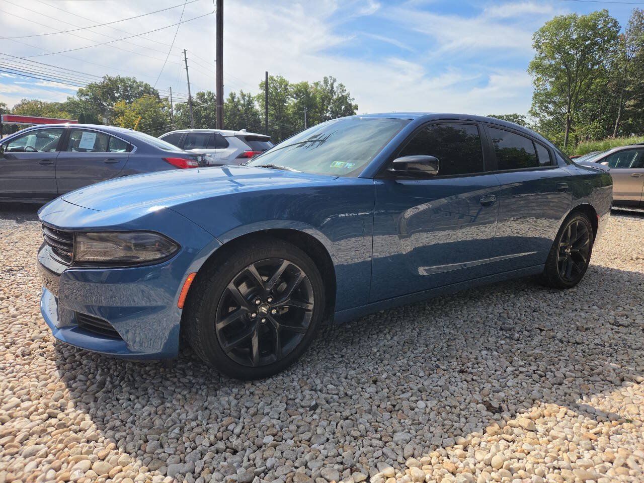 Used 2021 Dodge Charger SXT w/ Blacktop Package RWD image 4