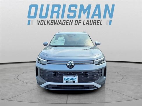 New 2026 Volkswagen Tiguan SE image 8