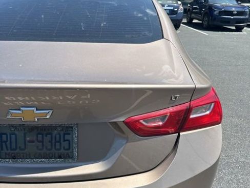 Used 2018 Chevrolet Malibu LT image 5
