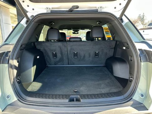 Certified 2025 Chevrolet Equinox LT w/ Convenience Package II image 40