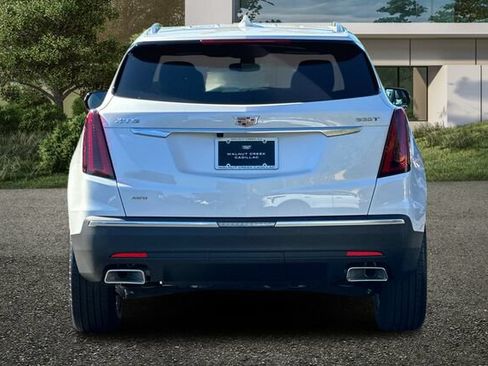 New 2026 Cadillac XT5 Luxury w/ LPO, Floor Liner Package AWD/4WD image 5