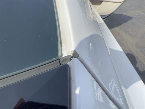 Used 2017 Lincoln MKZ Select image 11