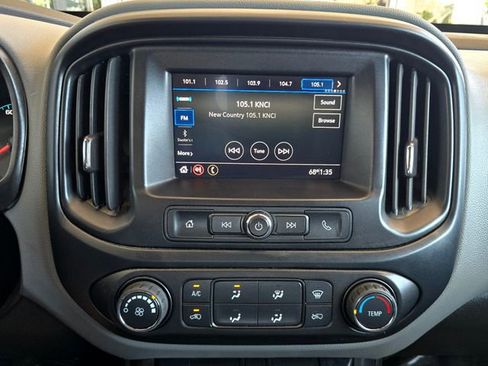Used 2022 Chevrolet Colorado W/T image 12