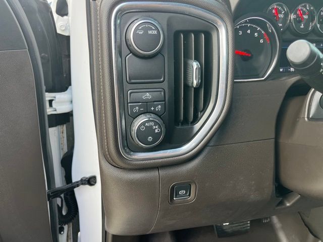 Used 2020 Chevrolet Silverado 1500 LT w/ Texas Edition RWD image 14