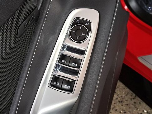 Used 2020 Chevrolet Corvette Stingray image 22