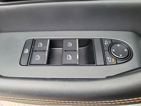 Certified 2025 MAZDA CX-90 3.3 Turbo w/ Preferred Package image 23