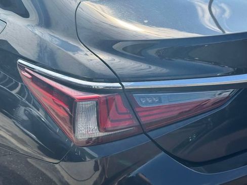 Used 2020 Lexus ES 350 w/ Premium Package FWD image 14