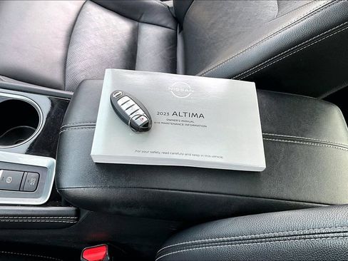 Used 2023 Nissan Altima 2.5 SL image 35
