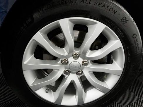 Used 2014 Land Rover Range Rover Sport HSE image 3