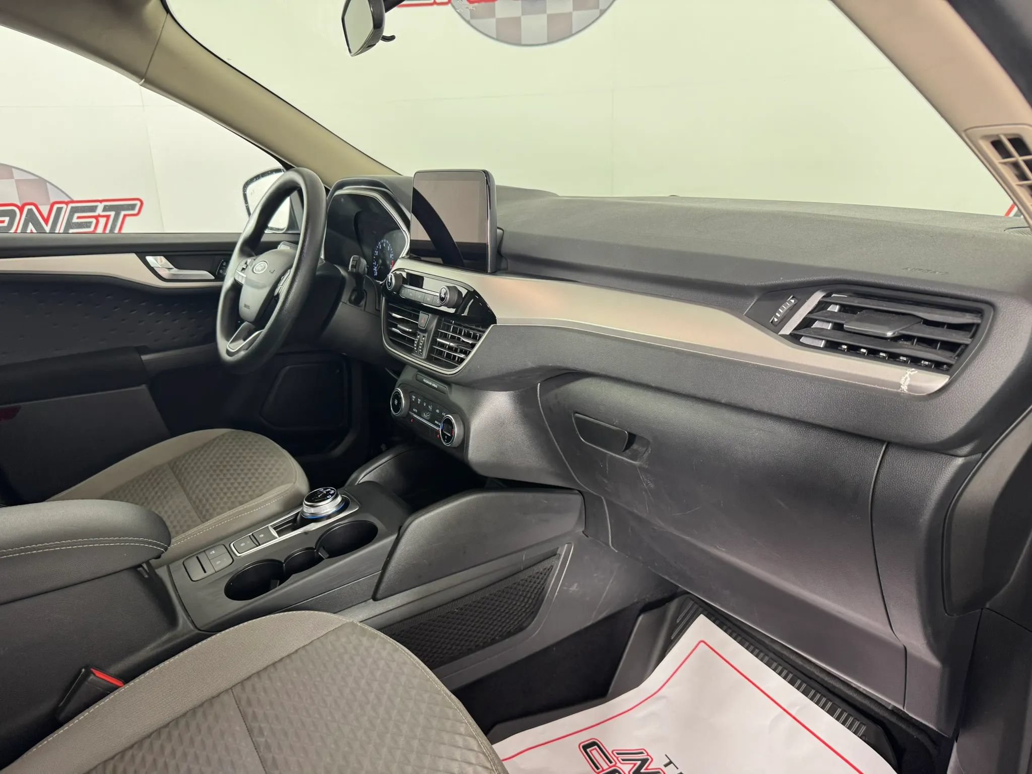 Used 2020 Ford Escape SE AWD/4WD image 12