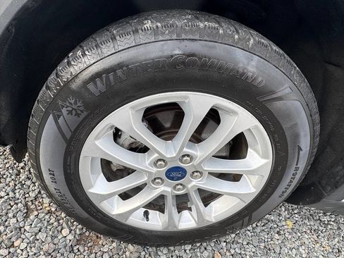 Used 2020 Ford Escape SE image 31