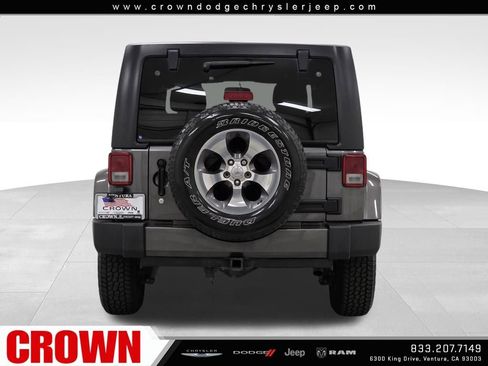 Used 2016 Jeep Wrangler Unlimited Sahara w/ Connectivity Group image 6