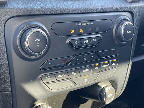 Used 2019 Ford Ranger XLT w/ Equipment Group 301A Mid image 22