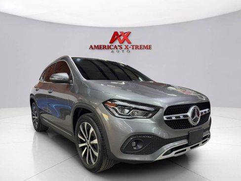 Used 2021 Mercedes-Benz GLA 250 4MATIC w/ Premium Package image 9