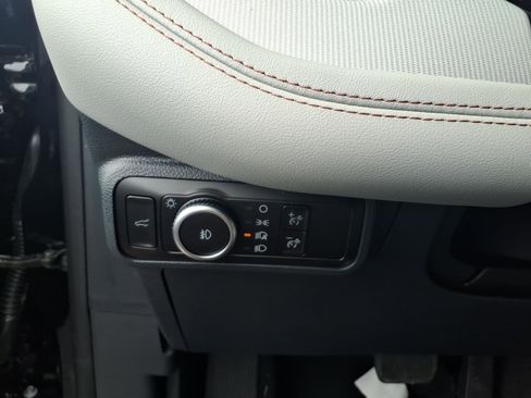 Used 2026 Ford Explorer Active w/ Active Comfort Package image 13