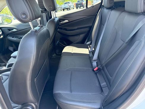 Used 2025 Buick Encore GX Preferred AWD/4WD image 21