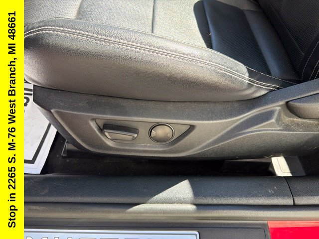 Used 2022 Ford Mustang Premium RWD image 22