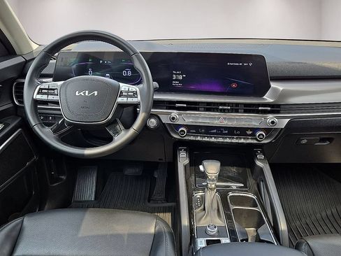 Used 2024 Kia Telluride S w/ S Sunroof Package FWD image 11