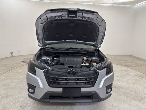 Used 2022 Subaru Forester Limited w/ Popular Package #3 image 9