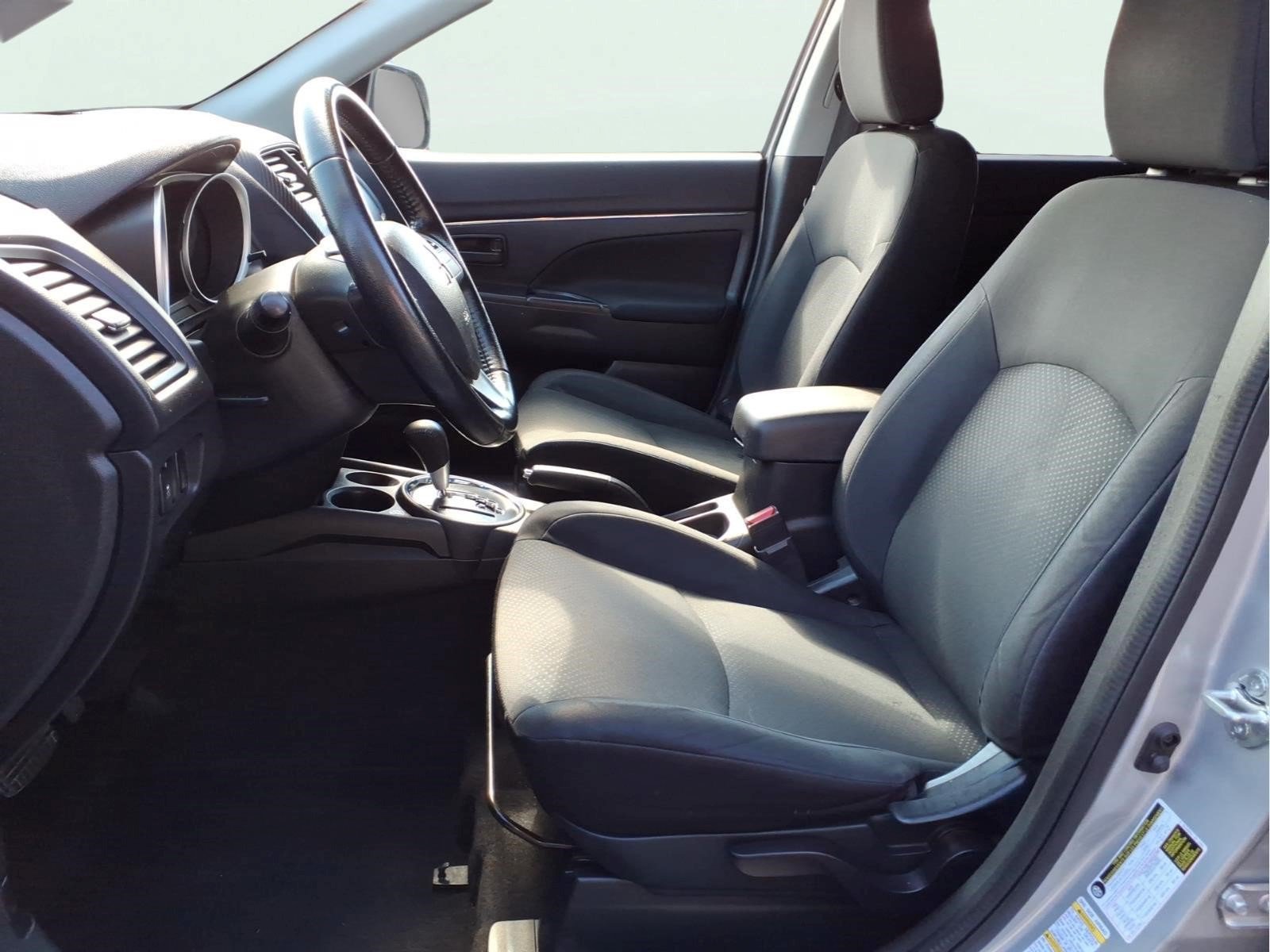 Used 2015 Mitsubishi Outlander Sport ES AWD/4WD image 11