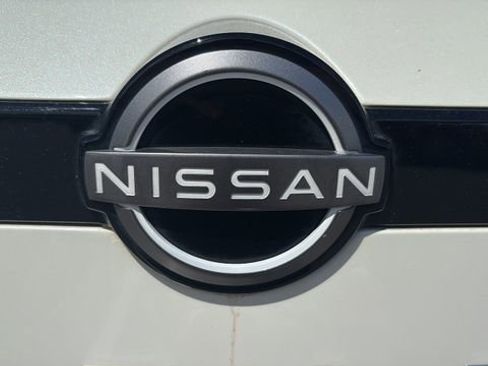 Used 2023 Nissan Pathfinder SL w/ SL Premium Package AWD/4WD image 31