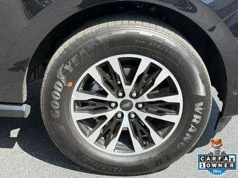 Used 2025 Ford Expedition Platinum AWD/4WD image 29