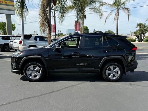 Certified 2025 Toyota RAV4 XLE image 7