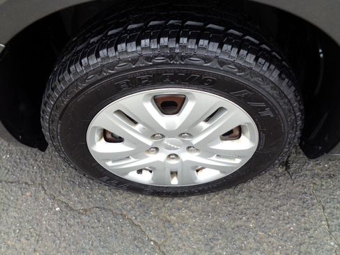 Used 2018 Dodge Journey SE image 23