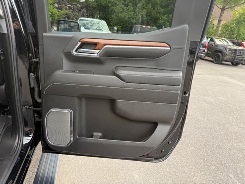 Used 2023 GMC Sierra 1500 Denali AWD/4WD image 22