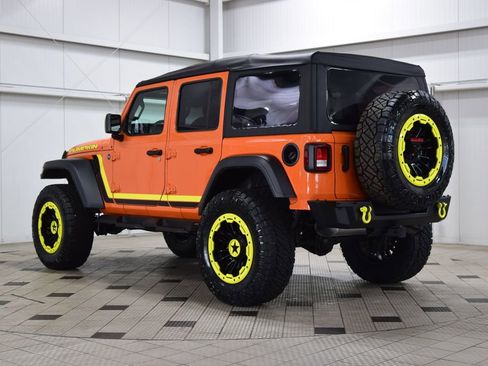 Used 2025 Jeep Wrangler Sport image 5