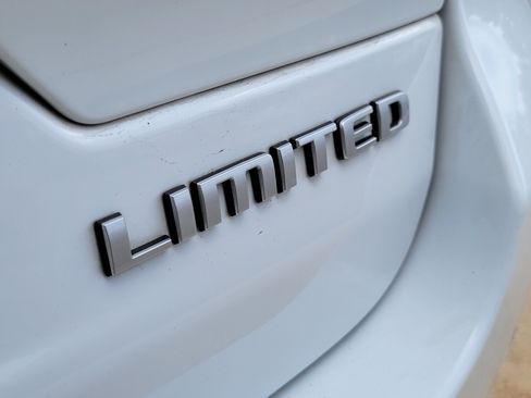Used 2026 Jeep Grand Cherokee Limited AWD/4WD image 22